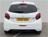 Peugeot 208 Image 6