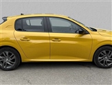 Peugeot 208 Image 3