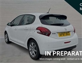 Peugeot 208 Image 2