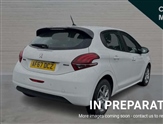 Peugeot 208 Image 4