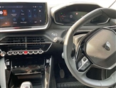 Peugeot 208 Image 5