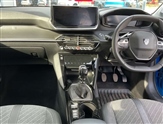 Peugeot 208 Image 4