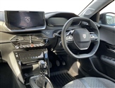 Peugeot 208 Image 6