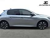 Peugeot 208 Image 3