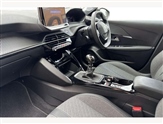 Peugeot 208 Image 2