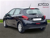 Peugeot 208 Image 3