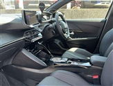 Peugeot 208 Image 3