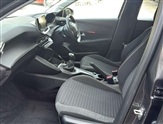 Peugeot 208 Image 3