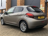 Peugeot 208 Image 6