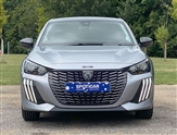 Peugeot 208 Image 2
