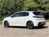 Peugeot 208 Image 4