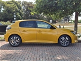 Peugeot 208 Image 5