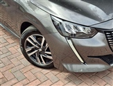 Peugeot 208 Image 2