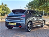 Peugeot 208 Image 6