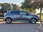 Peugeot 208 Image 5