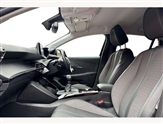 Peugeot 208 Image 2