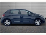 Peugeot 208 Image 5