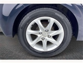 Peugeot 208 Image 6