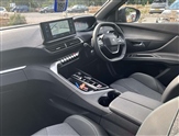 Peugeot 3008 Image 2