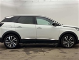 Peugeot 3008 Image 2