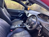 Peugeot 308 Image 2