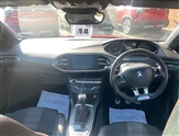 Peugeot 308 Image 3