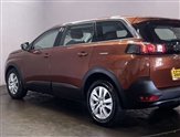 Peugeot 5008 Image 6