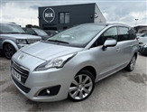 Peugeot 5008 Image 2