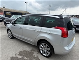 Peugeot 5008 Image 4