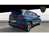 Peugeot 5008 Image 2