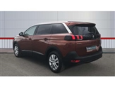 Peugeot 5008 Image 2