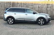 Used Peugeot 5008