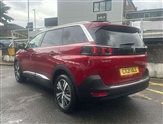 Peugeot 5008 Image 2