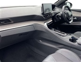 Peugeot 5008 Image 2