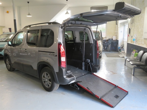 Large image for the Used Peugeot Rifter