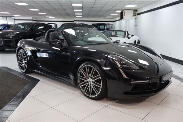 Large image for the Used Porsche 718 BOXSTER