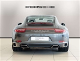 Porsche 911 Image 6