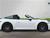 Porsche 911 Image 4