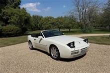 Porsche 944