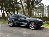 Porsche Cayenne Image 3
