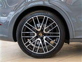 Porsche Cayenne Image 4
