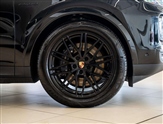 Porsche Cayenne Image 4