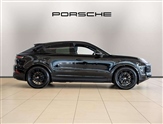 Porsche Cayenne Image 5