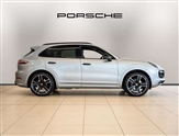 Porsche Cayenne Image 5