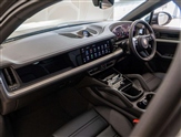 Porsche Cayenne Image 3