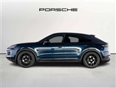 Porsche Cayenne Image 2