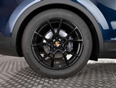 Porsche Cayenne Image 4