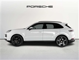 Porsche Cayenne Image 5