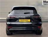 Porsche Cayenne Image 4