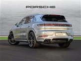 Porsche Cayenne Image 2